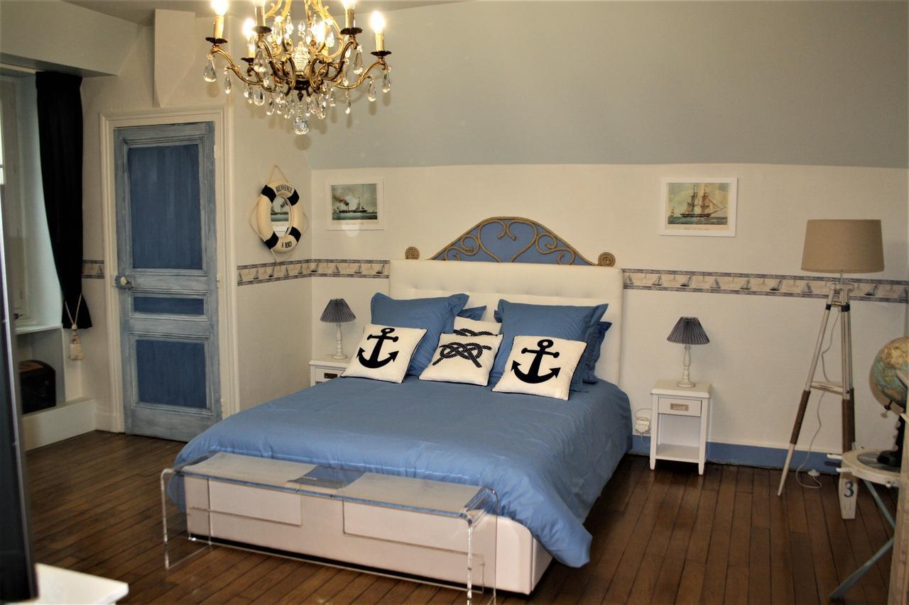 Relais Du Destin Hotel Vertrieu ภายนอก รูปภาพ