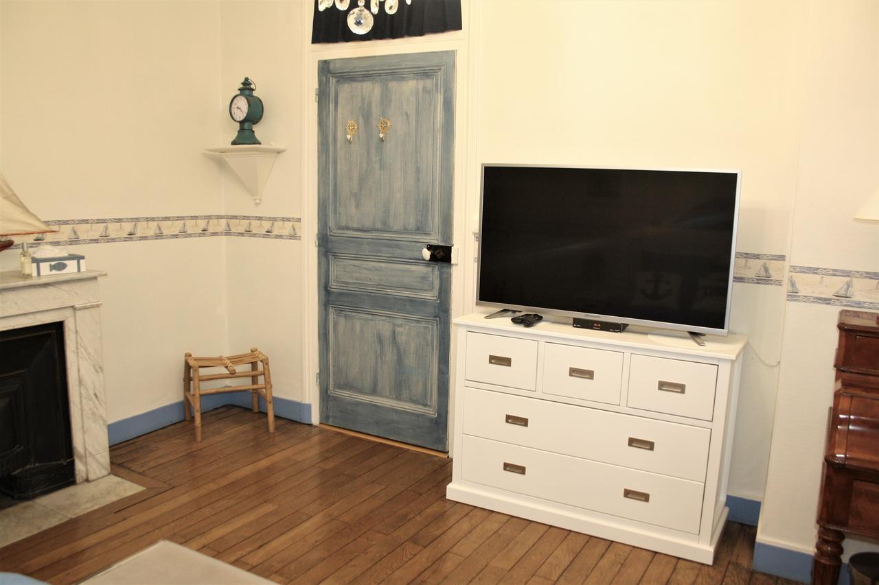 Relais Du Destin Hotel Vertrieu ภายนอก รูปภาพ