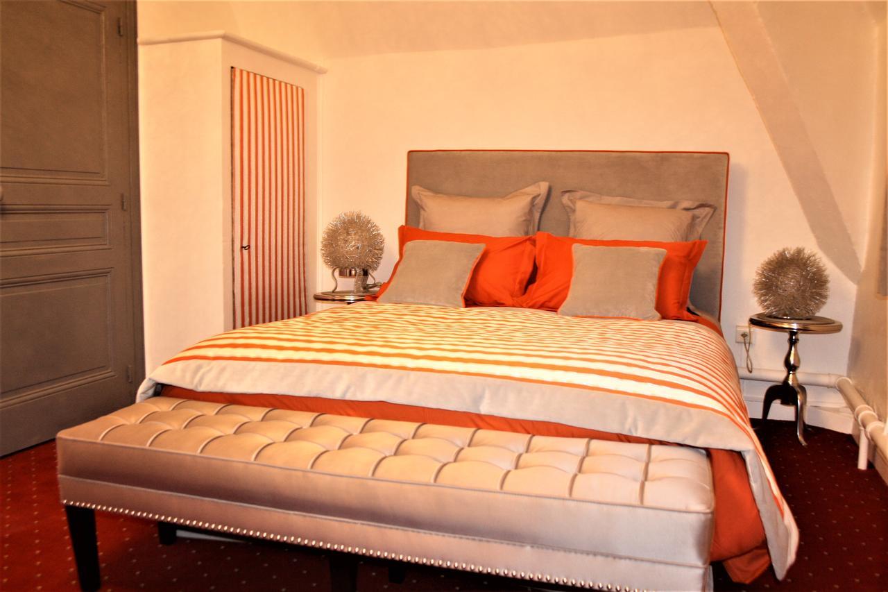Relais Du Destin Hotel Vertrieu ภายนอก รูปภาพ